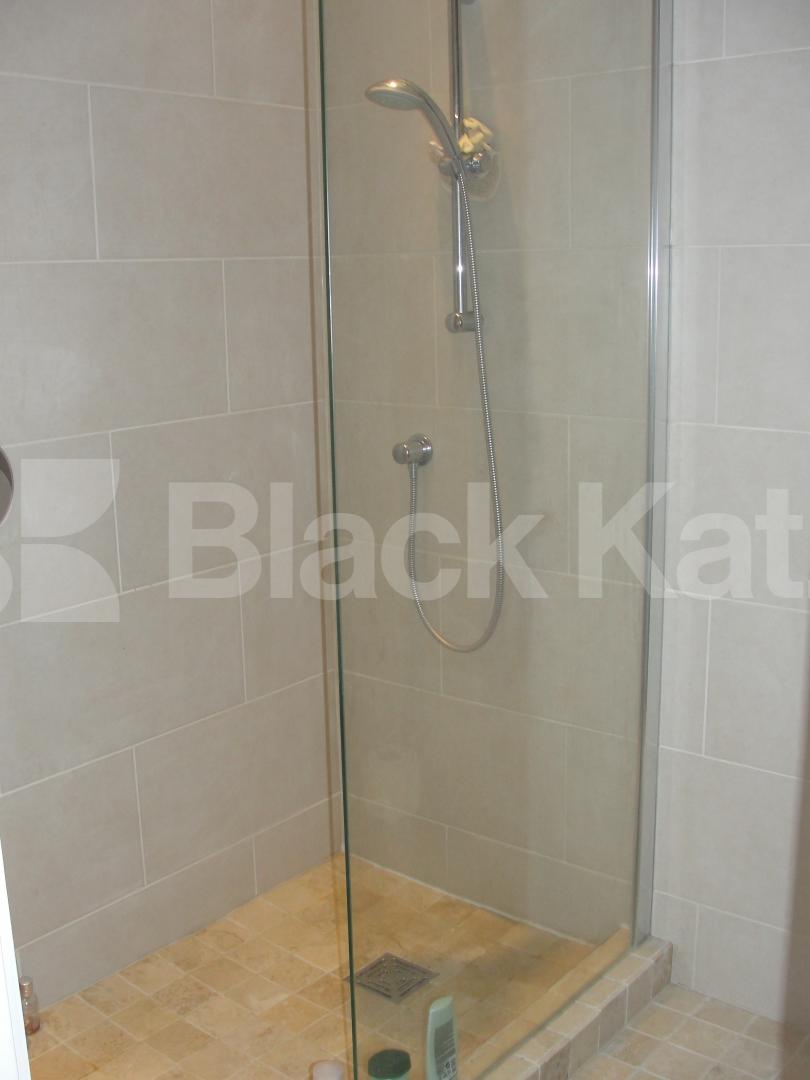 			NEW INSTRUCTION (Includes internet & water rates). , 1 Bedroom, 1 bath, 1 reception Maisonette			 Mount Emphraim Lane, Streatham Hill